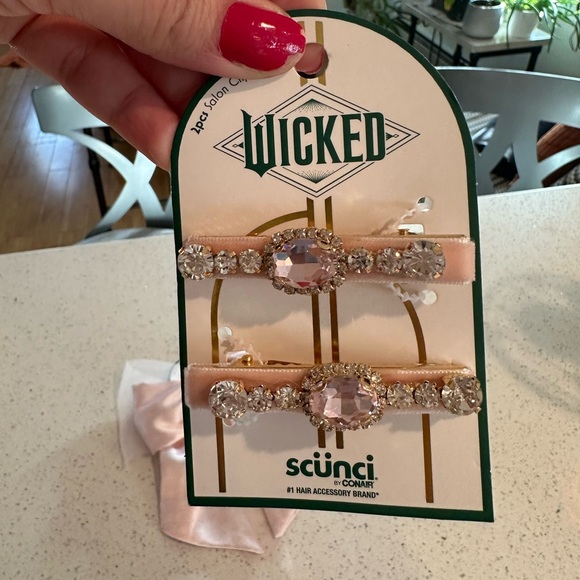 BUNDLE OF WICKED LIGHT PINK BOW BARRETTE AND 2 PCS SALON HAIR CLIPS💝 - Picture 4 of 11